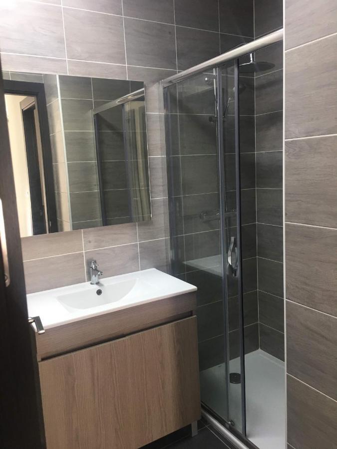 Appartement Neuf, 2 Chambres, Terrasse Plein Sud A Sainte-Maxime Exteriör bild